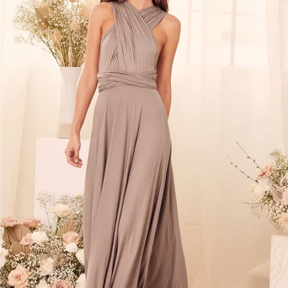 Lulu’s Maxi Wrap Dress - Picture 7 of 12